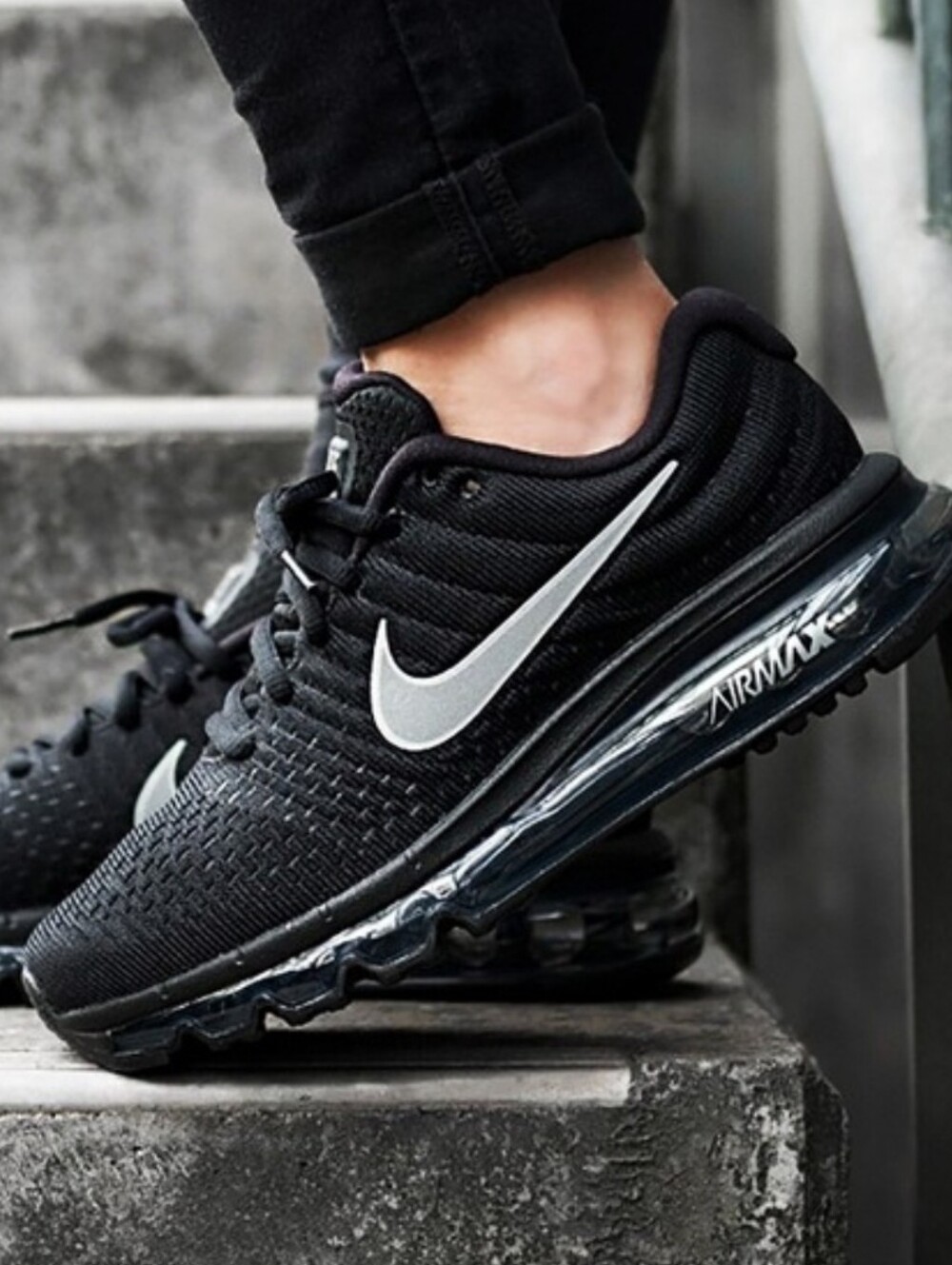 Nike Air Max 2017 Women's Running Shoes